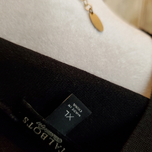 Talbots Black VNeck Sweater/ Top Size XL - Picture 7 of 9